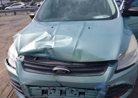 2013 Ford Escape S from USA, damaged, VIN 1FMCU0F75DUC06527